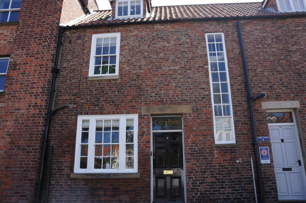 Cintra House Villa Whitby Bagian luar foto